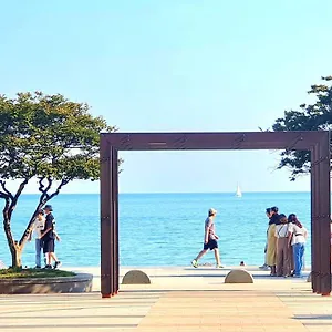 Haeundai 1 Cho South Korea